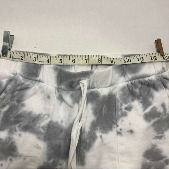 Caution to the Wind size S,white/gray Tie Dye,warm-ups, minor flaws (photos) GUC - Picture 11 of 14